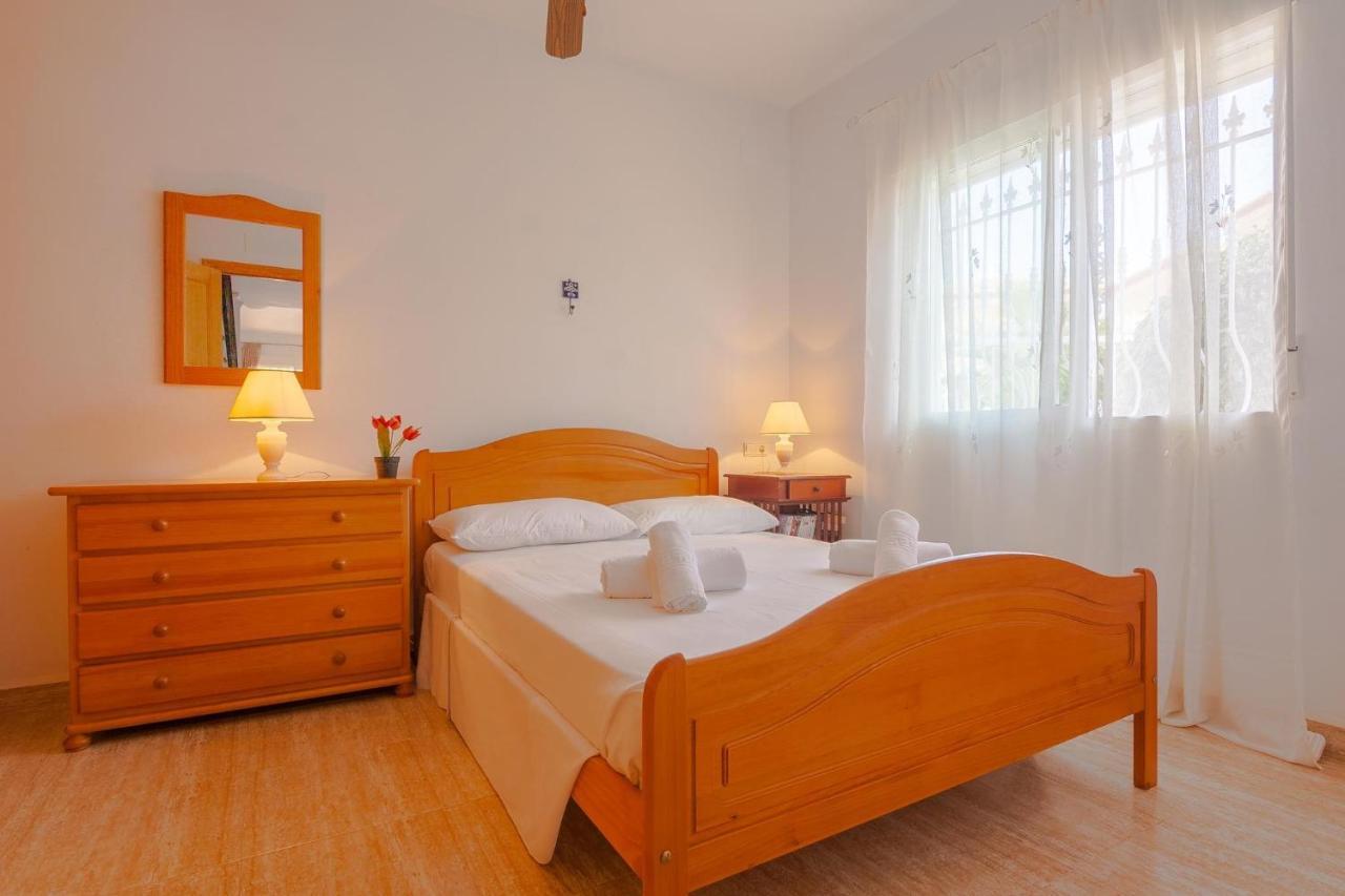 Guzman Margaret Holiday home